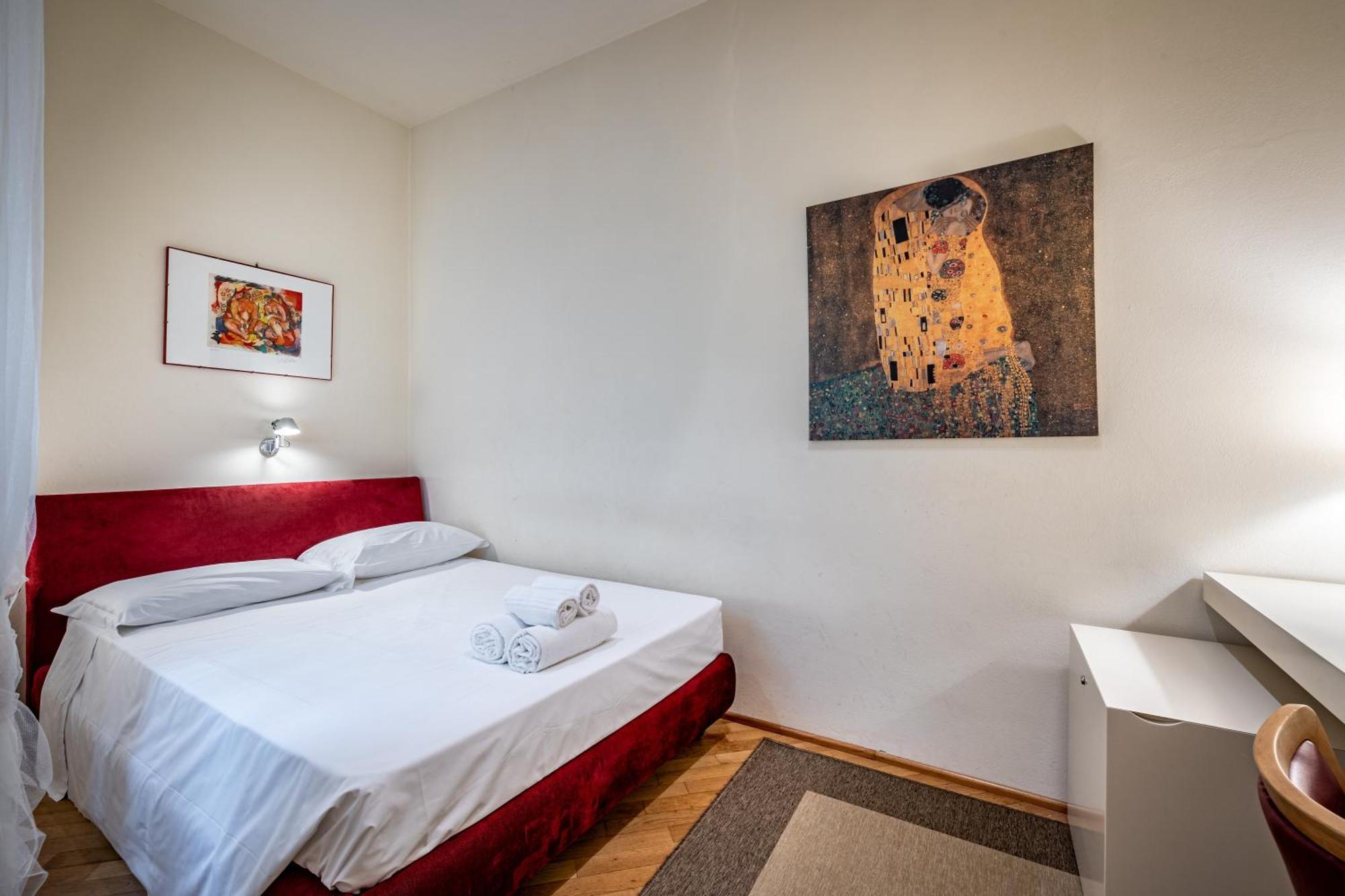 Yd Servi Suite Apt Firenze Bagian luar foto